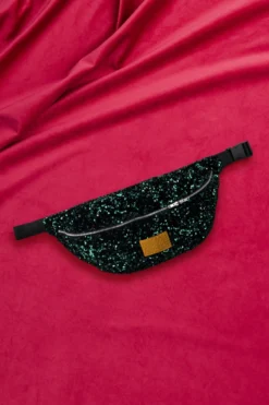 SAC BANANA SEQUINS VERTS -Citron Style Promos Boutique Banana Sequins Verts 2000x3000 1 scaled