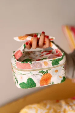 TROUSSE ELIZABETH FLOWER MARKET