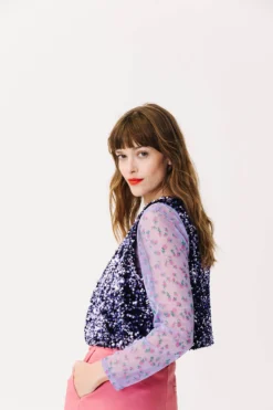 GILET ALI SEQUINS LILAS 11 GILET ALI SEQUINS LILAS -Citron Style Promos Boutique LOOKBOOKMML Secretgarden0080 scaled