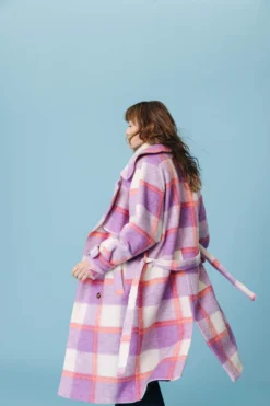 MANTEAU HENDRIKS GRANDS CARREAUX -Citron Style Promos Boutique LOOKBOOKMML Secretgarden0085 scaled