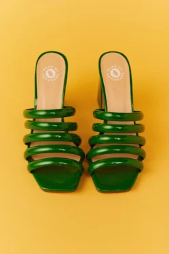 SANDALES GALLIA VERNIS SUPER GREEN -Citron Style Promos Boutique MAKEMYLEMONADE 060324 0214 GRAIN scaled