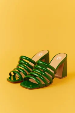 SANDALES GALLIA VERNIS SUPER GREEN -Citron Style Promos Boutique MAKEMYLEMONADE 060324 0215 GRAIN scaled