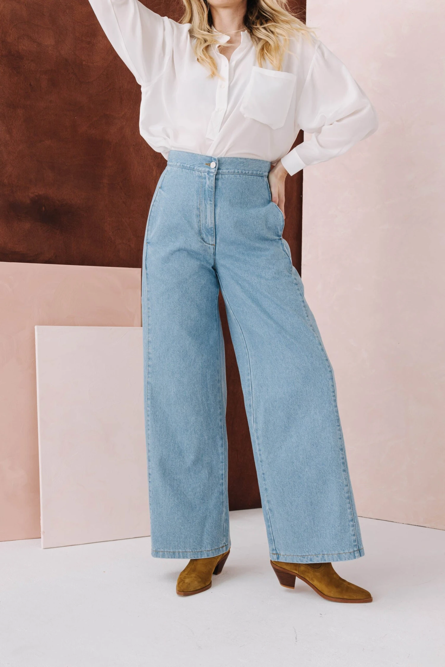 JEAN CLAUDE LIGHT BLUE 5 JEAN CLAUDE LIGHT BLUE – Image 5