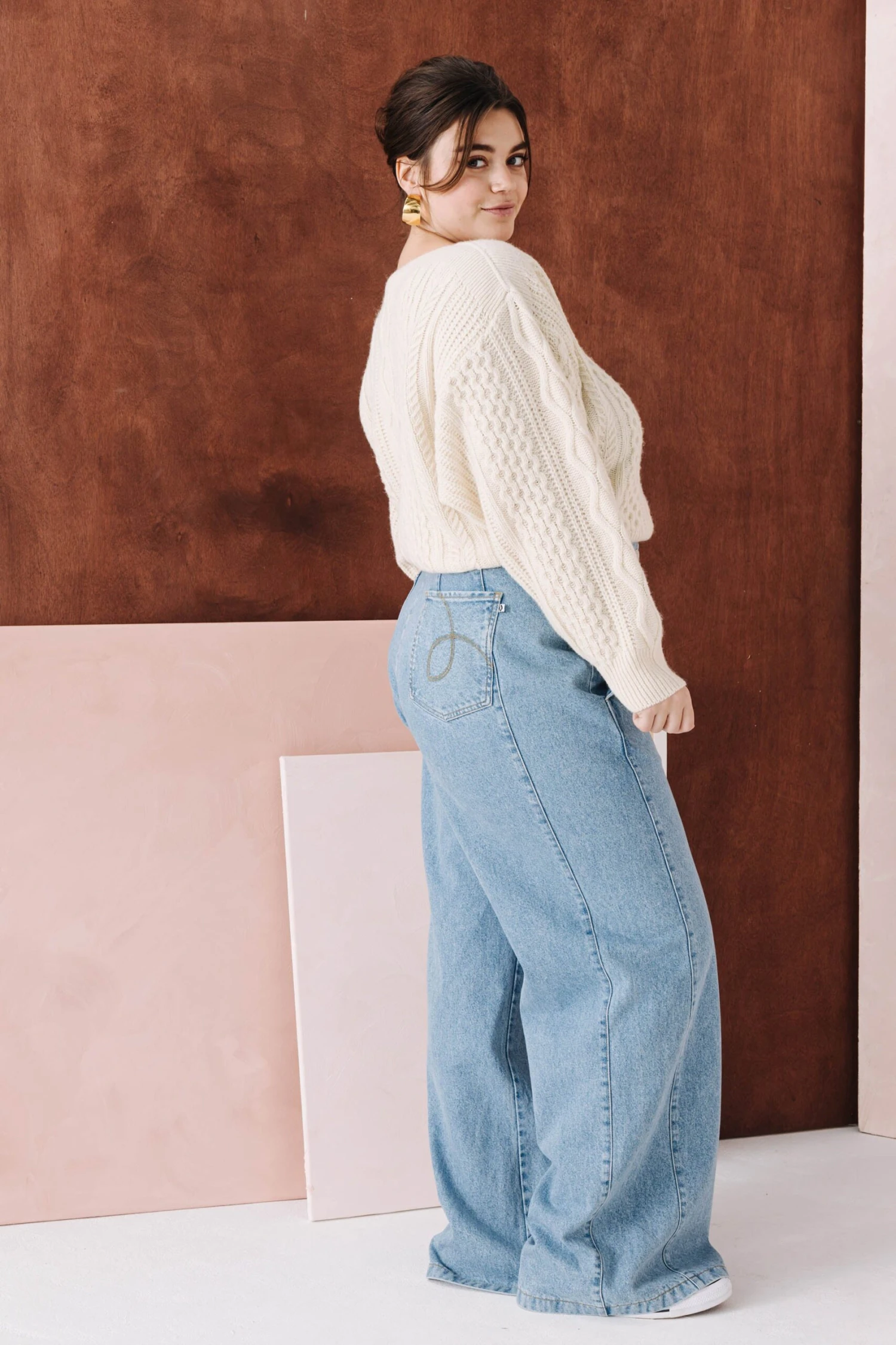 JEAN CLAUDE LIGHT BLUE 2 JEAN CLAUDE LIGHT BLUE – Image 2