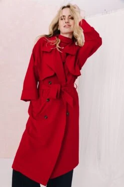 TRENCH RAOUL RED 30 TRENCH RAOUL RED -Citron Style Promos Boutique MML Lespermanents2612 2