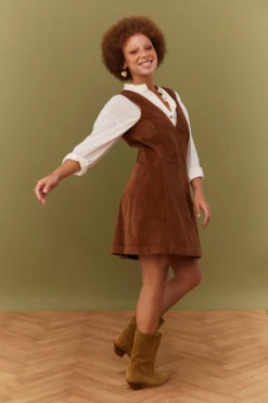 ROBE MAO VELOURS MACCHIATO -Citron Style Promos Boutique MML 010823 LOOKBOOK 0330 scaled