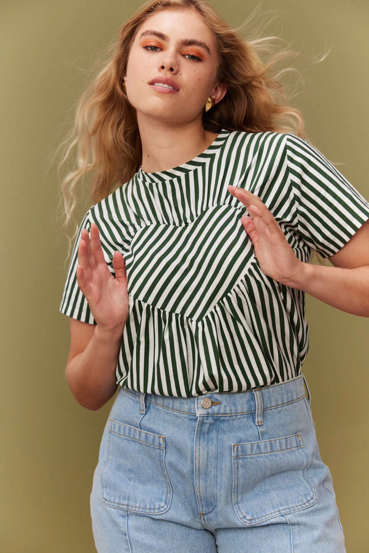 T-SHIRT KATE COEUR VERT 2 T-SHIRT KATE COEUR VERT – Image 2