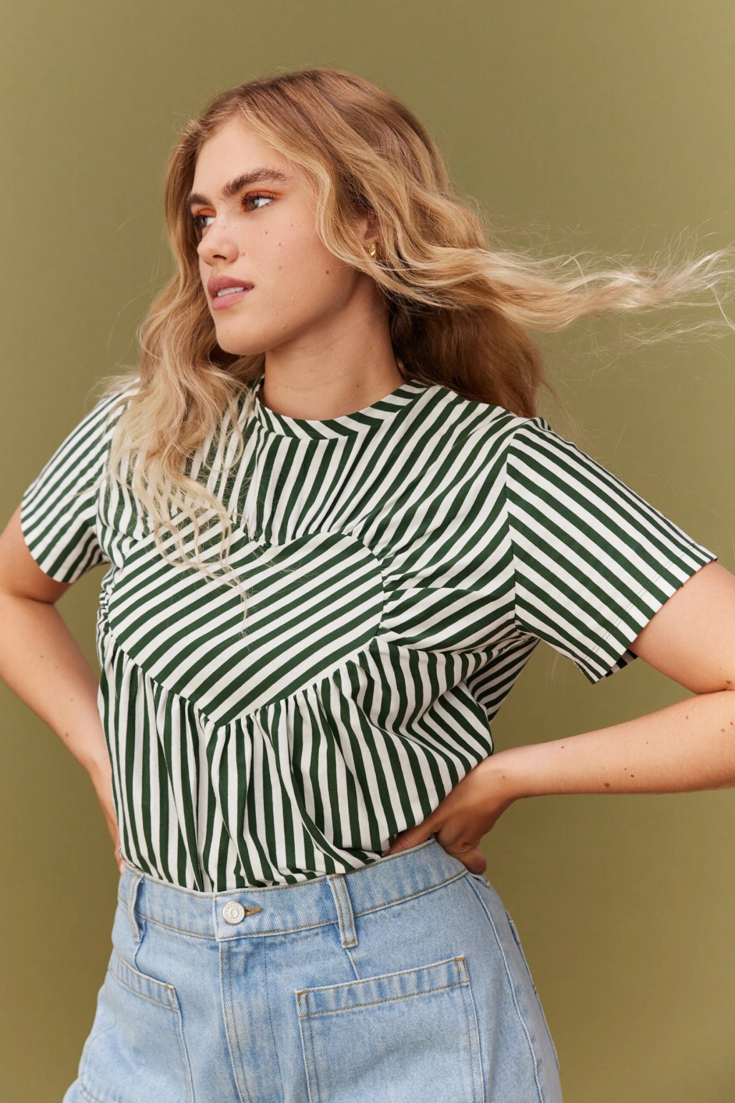 T-SHIRT KATE COEUR VERT 1 T-SHIRT KATE COEUR VERT