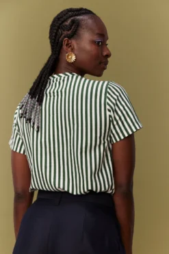 T-SHIRT KATE COEUR VERT 13 T-SHIRT KATE COEUR VERT -Citron Style Promos Boutique MML 010823 LOOKBOOK 1031 scaled