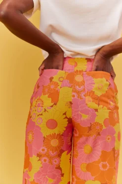 PANTALON KEVIN SUMMER BLOSSOM -Citron Style Promos Boutique MML SUMMER 230323 0238 scaled