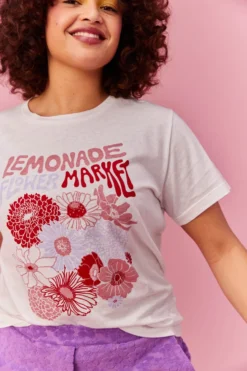 T-SHIRT RICKY FLOWER MARKET 13 T-SHIRT RICKY FLOWER MARKET -Citron Style Promos Boutique MML SUMMER 230323 1261 scaled